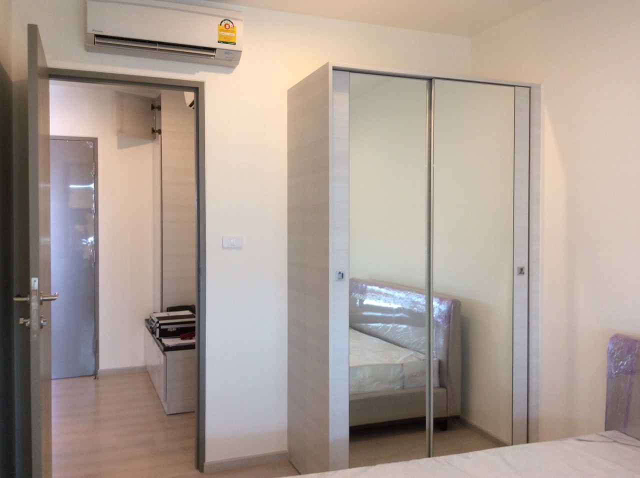 Life @ Ratchada-Huaikwang (คอนโดไลฟ์ รัชดา-ห้วยขวาง ) ให้เช่า ราคา 18,000 ต่อเดือน