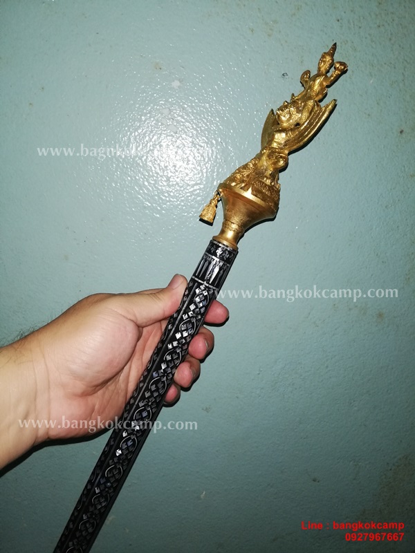 ไม้ครู หรือไม้ถือประดับมุข หัวนารายณ์ทรงสุบรรณ(นารายณ์ทรงครุฑ) ท้ายราหู ชุบทอง