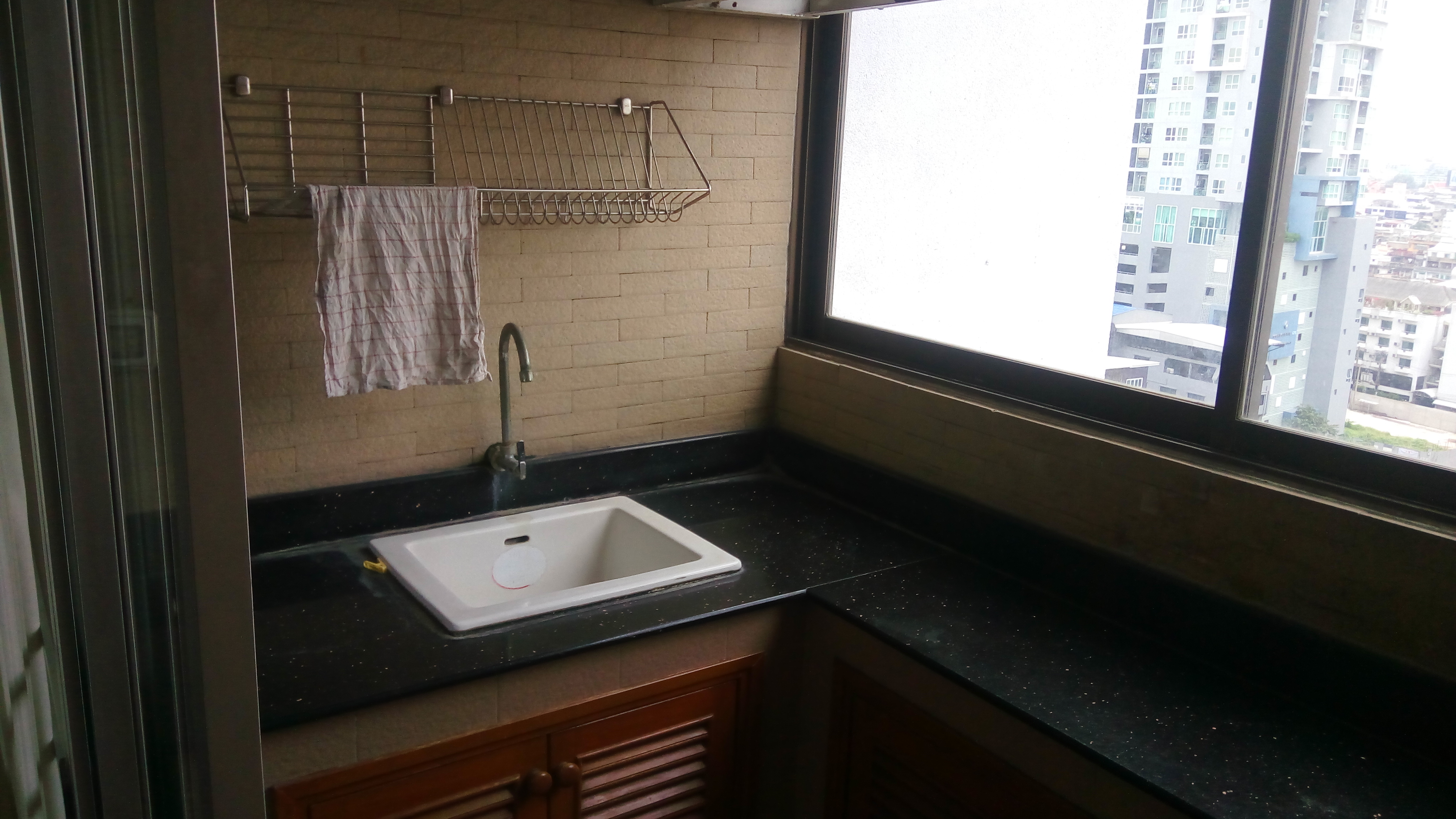 ให้เช่าอพาร์ทเม้นท์เซอร์วิส Ratchathewi Tower ราชเทวี ทาวเวอร์ ห้องสตูดิโอ ขนาด 35 ตรม ชั้น 15