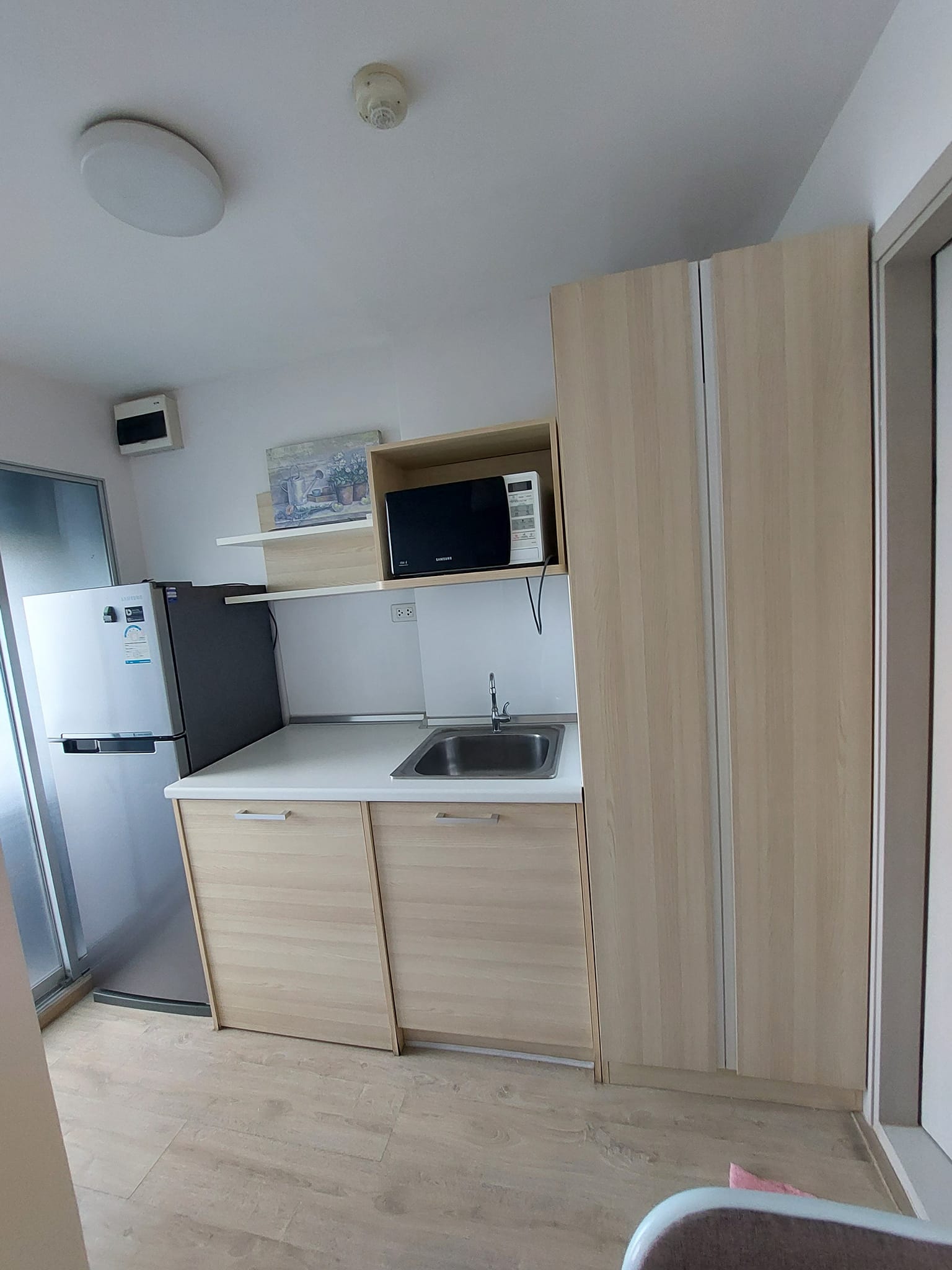 ให้เช่าคอนโด ELIO DEL RAY Sukhumvit 64 เอลลิโอ เดล เรย์ สุขุมวิท 64 คอนโดสไต์รีสอร์ท 1 ห้องนอน 1 ห้องครัว (แยกครัวชัดเจน)