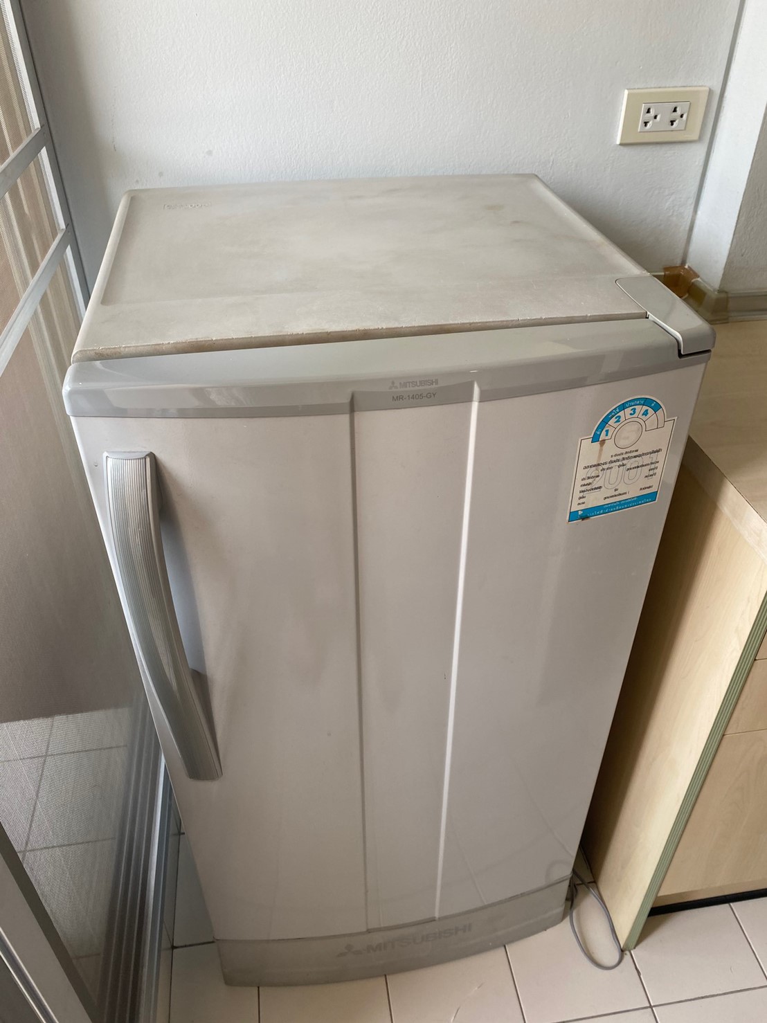 ขายถูกคอนโด Lumpini Center Sukhumvit 77 (ลุมพินี เซ็นเตอร์ สุขุมวิท 77) แบบห้อง 1 ห้องนอน 1 ห้องน้ำ ขนาด 30.5 ตรม ชั้น 9 วิว ตึก อาคาร D ชั้น 9 ราคาขาย 1,600,000 บาท ค่าโอนคนละครึ่ง ห้องตกแต่งพร้อมเข้าอยู่