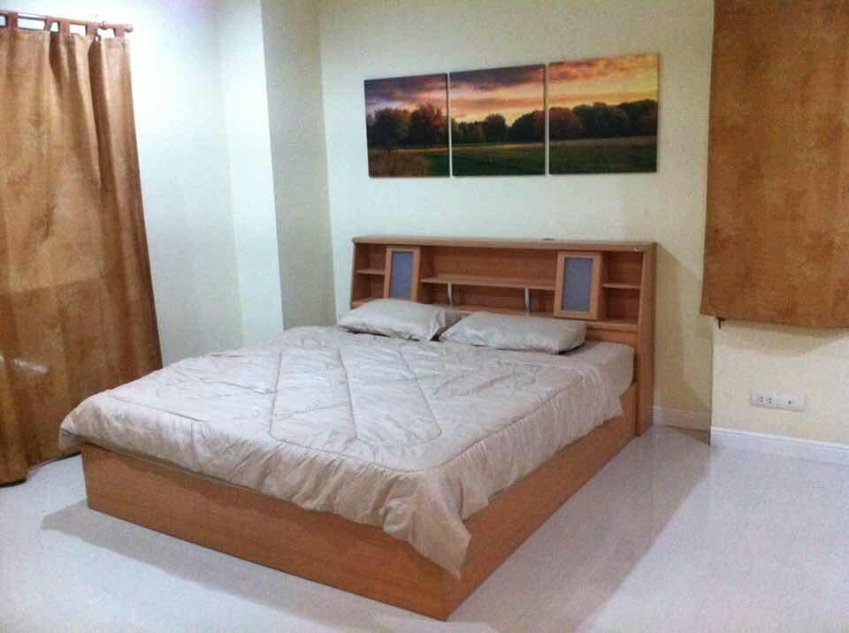 ให้เช่า คอนโดกลางกรุงรีสอร์ท ขนาด 65 และ 48 ตรม ให้เช่า 2 ห้อง พร้อมเฟอร์ แบบ 1 ห้องนอน