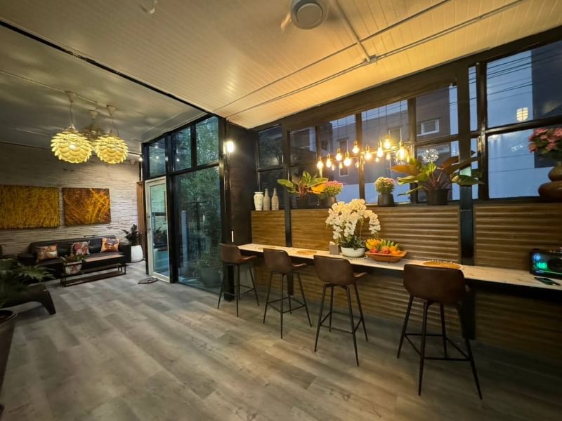 ให้เช่า บ้านหรูใหญ่มาก The Ava Residence : ดิ เอวา เรสซิเดนซ์ (อ่อนนุช 48) ราคา 159,000 ลด 130,000 บาทต่อเดือน เฉพาะ เดือน เมษายน นี้เท่านั้น