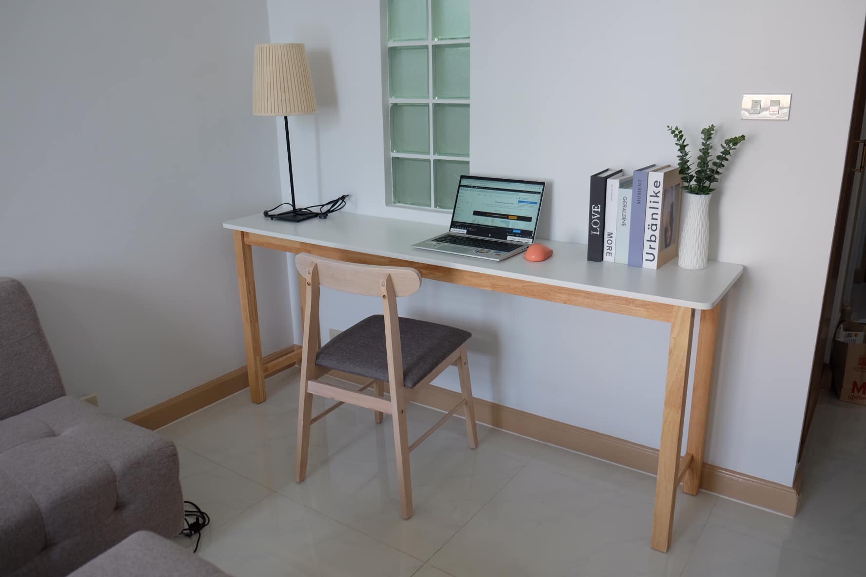 ให้เช่าคอนโดที่สุดแห่งโลเคชั่น พญาไท เพลส - ติด BTS พญาไท ปล่อยเช่าห้องสตูดิโอ ขนาด 29 ตร.ม. ชั้น 22 เพิ่งรีโนเวท