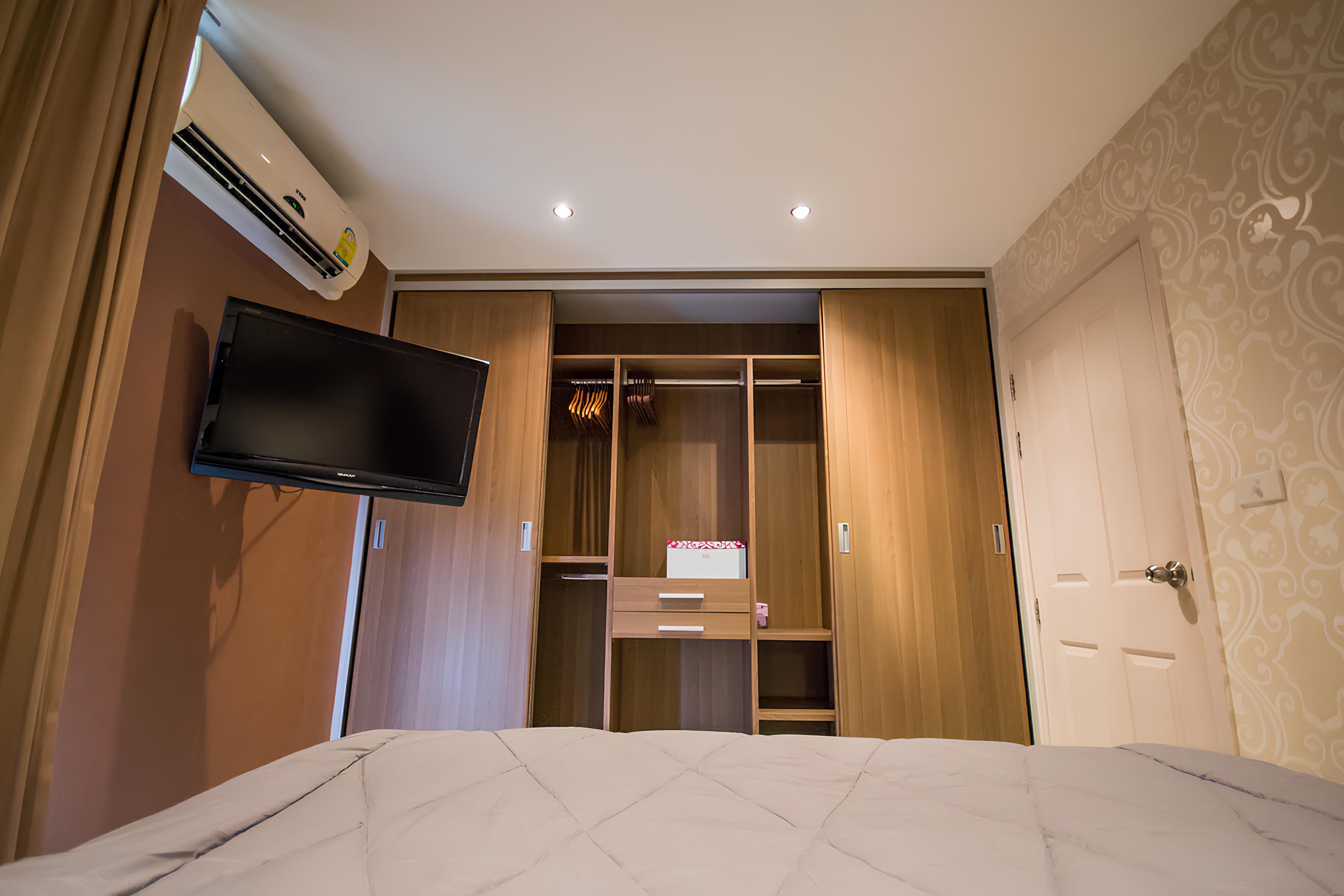 ให้เช่า The Link Sukhumvit 50 (เดอะ ลิงค์ สุขุมวิท 50) ขนาด 41 sqm ห้องมุม ชั้น 5 Modern แต่งใหม่ บิ๊วอินจัดเต็ม