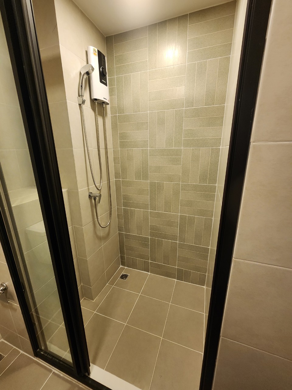 ให้เช่าคอนโด Dcondo Shine Rangsit (ดีคอนโด ชายน์ รังสิต) 🏡✨ดิลสุดพิเศษ สัญญา 1 ปี ได้อยู่ฟรี 2 เดือน