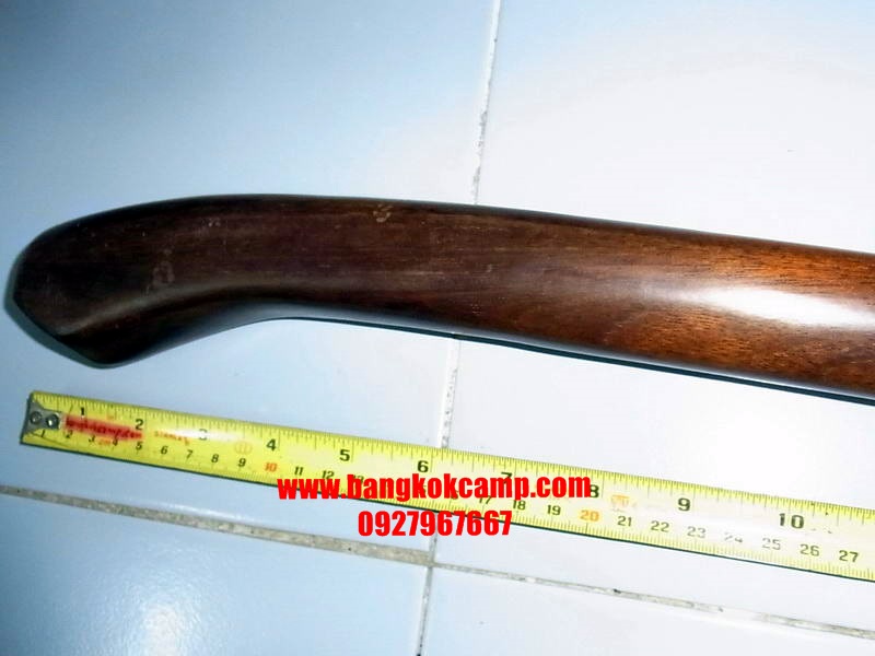 ด้ามขวานไม้มะค่า ยาว59 ซม. ขัดเนียน