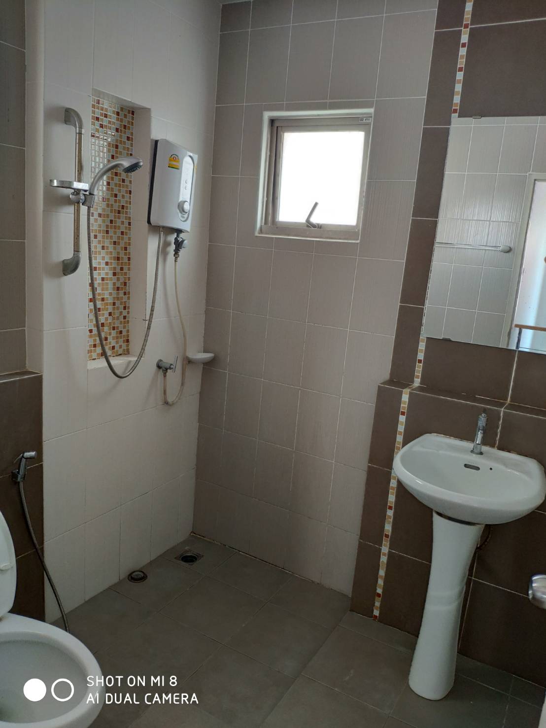 ขาย / เช่า บ้านเดี่ยว 2 ชั้น หมู่บ้านไลฟ ซิตี้ ปาร์ค บ่อวิน (Life City Park 3 ห้องนอน 2 ห้องน้ำ ขนาด 44 ตารางวา