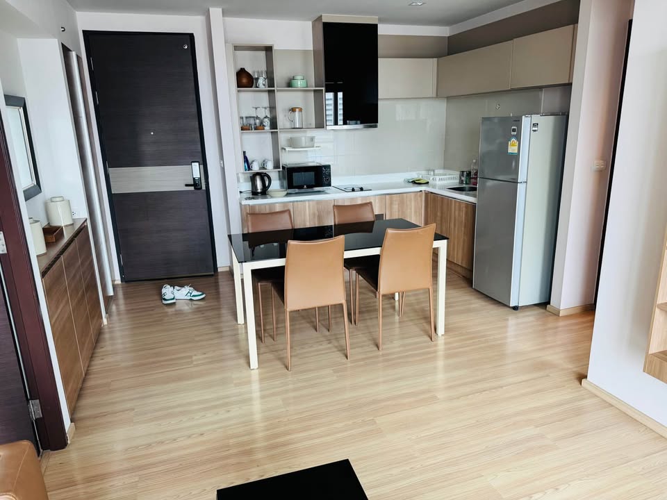 ให้เช่า Rhythm Sathorn (ริธึ่ม สาทร) 2 ห้องนอน วิวแม่น้ำเจ้าพระยา ใกล้ BTS สะพานตากสิน