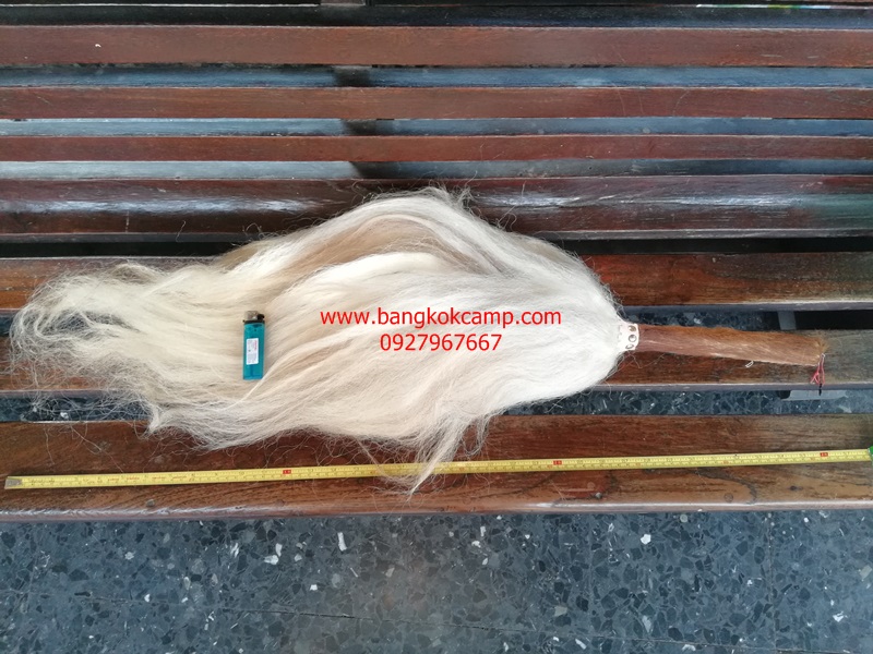 แส้ขนจามรีแท้ ด้ามหนัง​ ใหม่เก่าเก็บ ไม่ผ่านการใช้ (3) ขนสีขาว หายาก