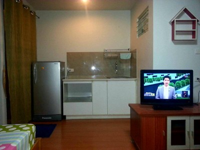 ให้เช่าคอนโด Lumpini Condo Town Bodindecha - Ramkhamhaeng (ลุมพินี คอนโดทาวน์ บดินทรเดชา-รามคำแหง 43/1)