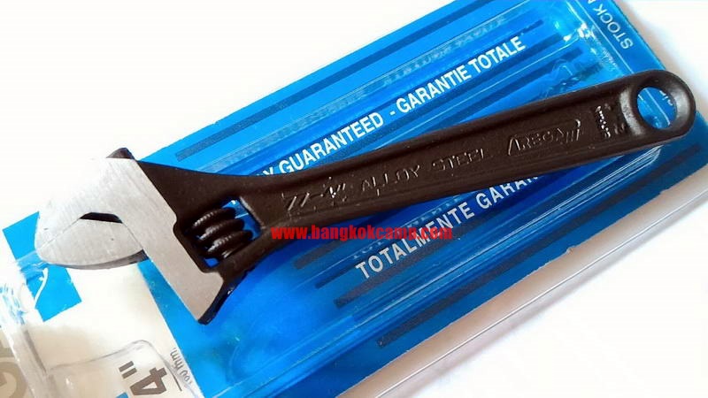 ประแจเลื่อน IREGA ขนาด 4 นิ้ว สเปน Made in Spain ใหม่ แท้. (แพ็คฟ้า)