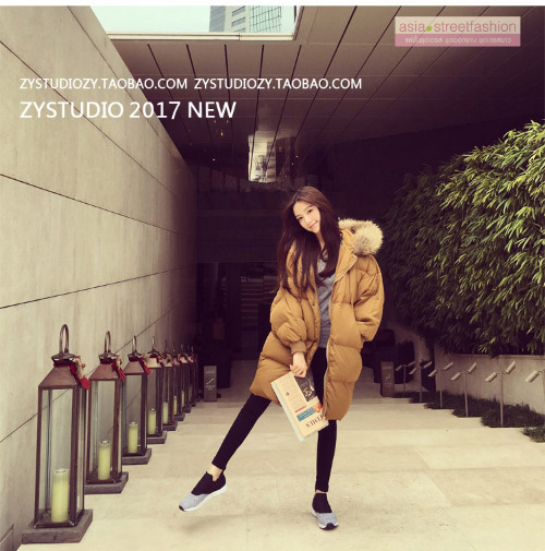 เสื้อกันหนาวฮู้ดดี้ แต่งเฟอร์หนาฟู งานเกรดดีเหมือนแบบ อุ่นมากกกก หิมะก็เอาอยู่ (ถอดขนได้)