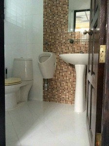 ขาย / ให้เช่า Home For Rent หมู่บ้านชวนชื่น บางเขน พร้อมเข้าอยู่ บ้านเดี่ยว 2 ชั้น 3 ห้องนอน 2 ห้องน้ำ ห้องแม่บ้าน 1 + ห้องน้ำ หลังบ้าน