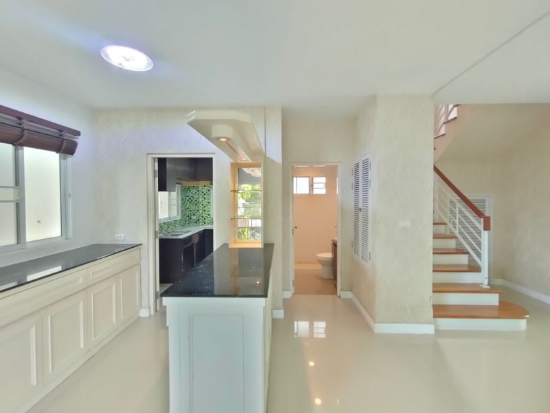 ขาย /ให้เช่า บ้านเดี่ยว 2 ชั้น หลังมุม ห่าง MRT บางพลู เพียง 5 นาทีโครงการ The Centro Rattanathibet : เดอะ เซนโทร รัตนาธิเบศร์ ขนาด 52 ตารางวา