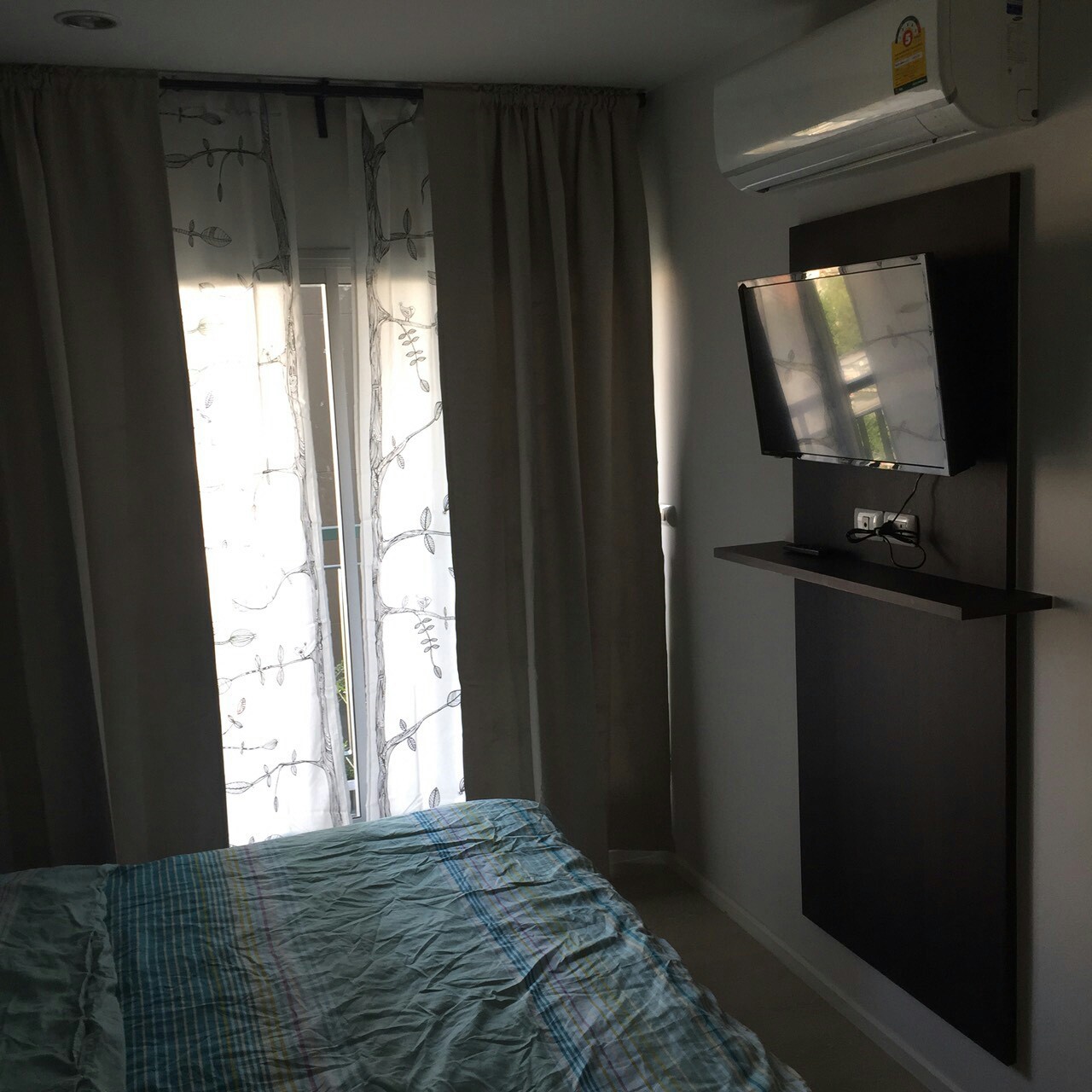 ขายห้องคอนโด Aspire พระราม 9 ขนาด 1 ห้องนอน พื้นที่ 39.35 ตรม. แบบ 1 ห้องนอน 1 ห้องน้ำ การตกแต่งครบ