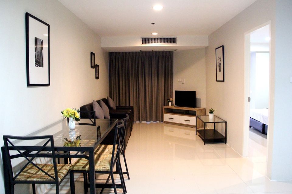 ให้เช่าคอนโด The Waterford Diamond (เดอะ วอเตอร์ฟอร์ด ไดมอน) 2 ห้องนอน 1 ห้องน้ำ