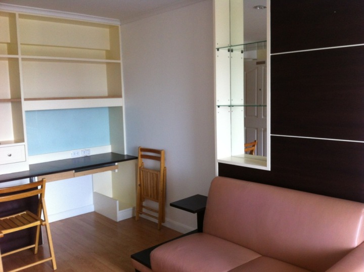 Lumpini Ville Prachachuen-Phongphet (คอนโด ลุมพินี วิลล์ ประชาชื่น-พงษ์เพชร) ให้เช่า