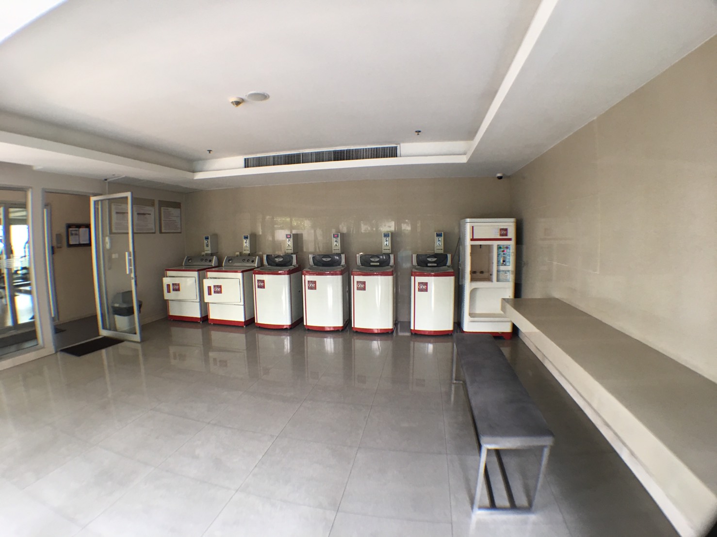 condo for rent at Condo One X Sukhumvit 26 on Sukhumvit 26. > Rental price: 23,000-25,000 Baht/month