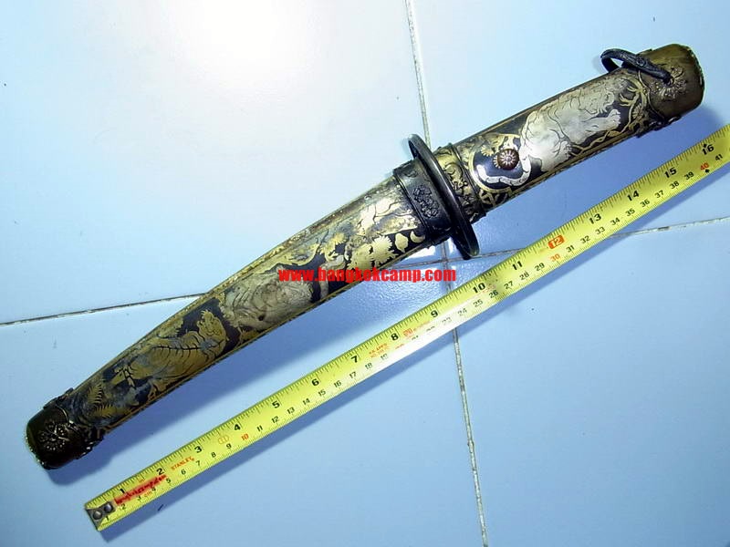 ซามูไรสั้น ดาบญี่ปุ่น ลายเสือเล่มเล็ก ฮาราคีรี กระไหล่เงิน ใบมีดเป็นเหล็กลาย (ใบมีดดามัสกัส)