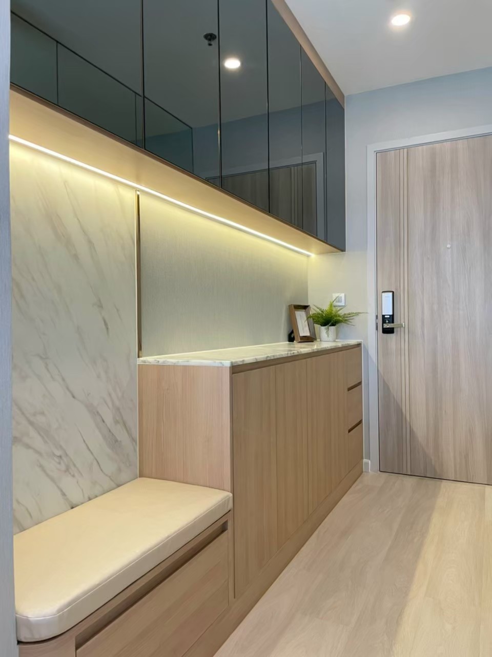 ขายคอนโด Knightsbridge Prime Sathorn (ไนท์ บริดจ์ ไพร์ม สาทร) พร้อมผู้เช่า ขายราคา 7,005,000บาท ค่าโอนคนละครึ่ง