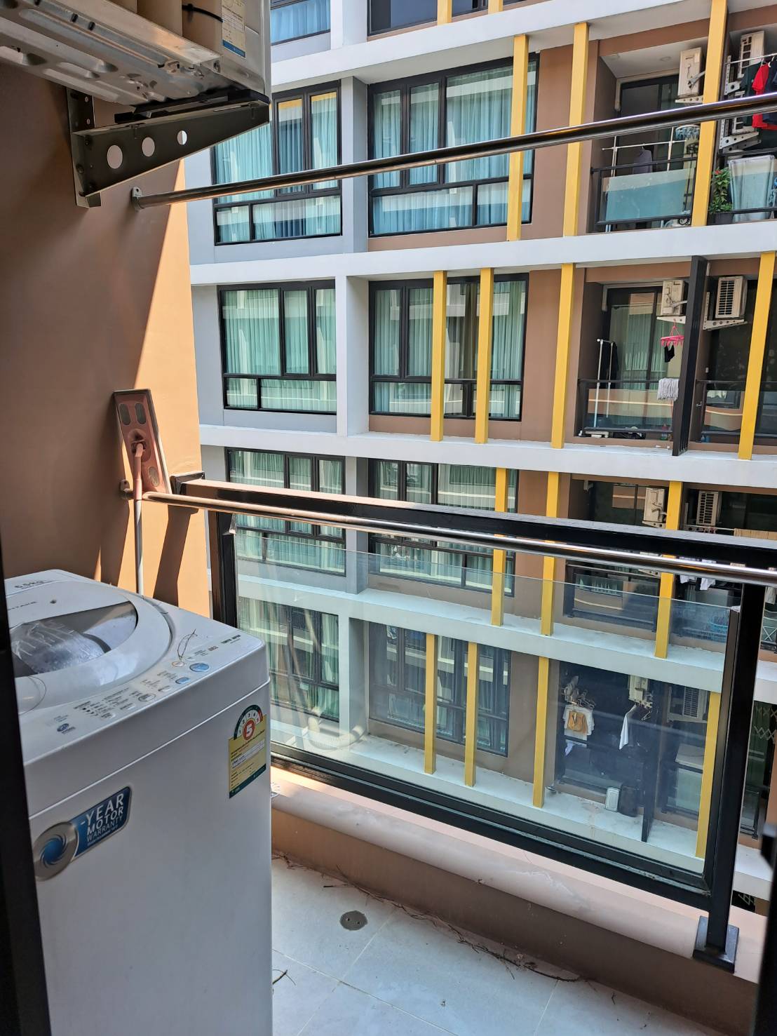 ให้เช่าคอนโด The Cube Nawamin - Ramintra (เดอะคิวบ์ นวมินทร์-รามอินทรา ) 1 ห้องนอน 1 ห้องน้ำ ขนาด 26 ตรม