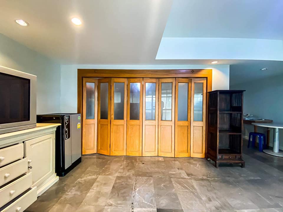 ขายถูก คอนโดใจกลางเมือง ทำเลทอง Sathorn Condo Place (สาธร คอนโด เพลส) รายละเอียดของห้อง 2 ห้องนอน 2 ห้องน้ำ