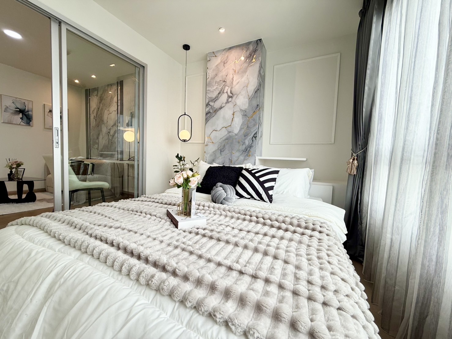 ขายคอนโด เดอะทรัส เรสซิเด้นซ์ ปิ่นเกล้า (For sale The Trust Residence Pinklao)