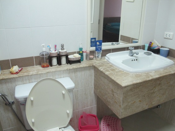 ให้เช่าทาวเฮ้าส์ หมู่บ้านพลัส ซิตี้พาร์ค Plus City Park ของแสนสิริ 3 ชั้น 3 นอน 3 น้ำ พื้นที่ 20 ตร.วา