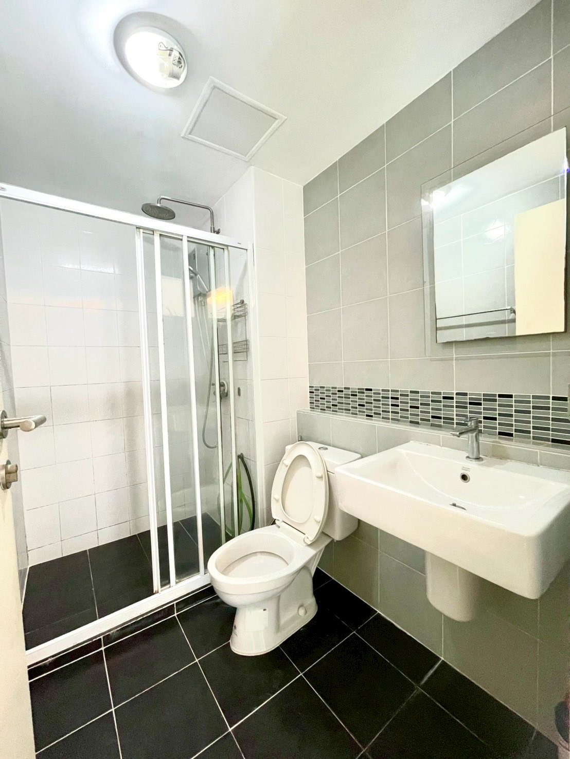 ð āļāļĨāđāļāļĒāđāļāđāļēāļāļāļāđāļ dBURA Pran Nok (āļāļĩāļāļļāļĢāļē āļāļĢāļēāļāļāļ) āđāļŦāđāđāļāđāļē āđāļāļĨāđāđāļĢāļāļāļĒāļēāļāļēāļĨāļĻāļīāļĢāļīāļĢāļēāļāļĄāļēāļ āđ