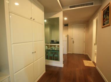 ให้เช่าคอนโด ดิ แอดเดรส ชิดลม THE ADDRESS CHIDLOM ห้อง Studio ชั้น 11 พื้นที่: 42 ตารางเมตร วิว สวน ราคา 25,000 บาท/เดือน เฟอร์นิเจอร์ครบ