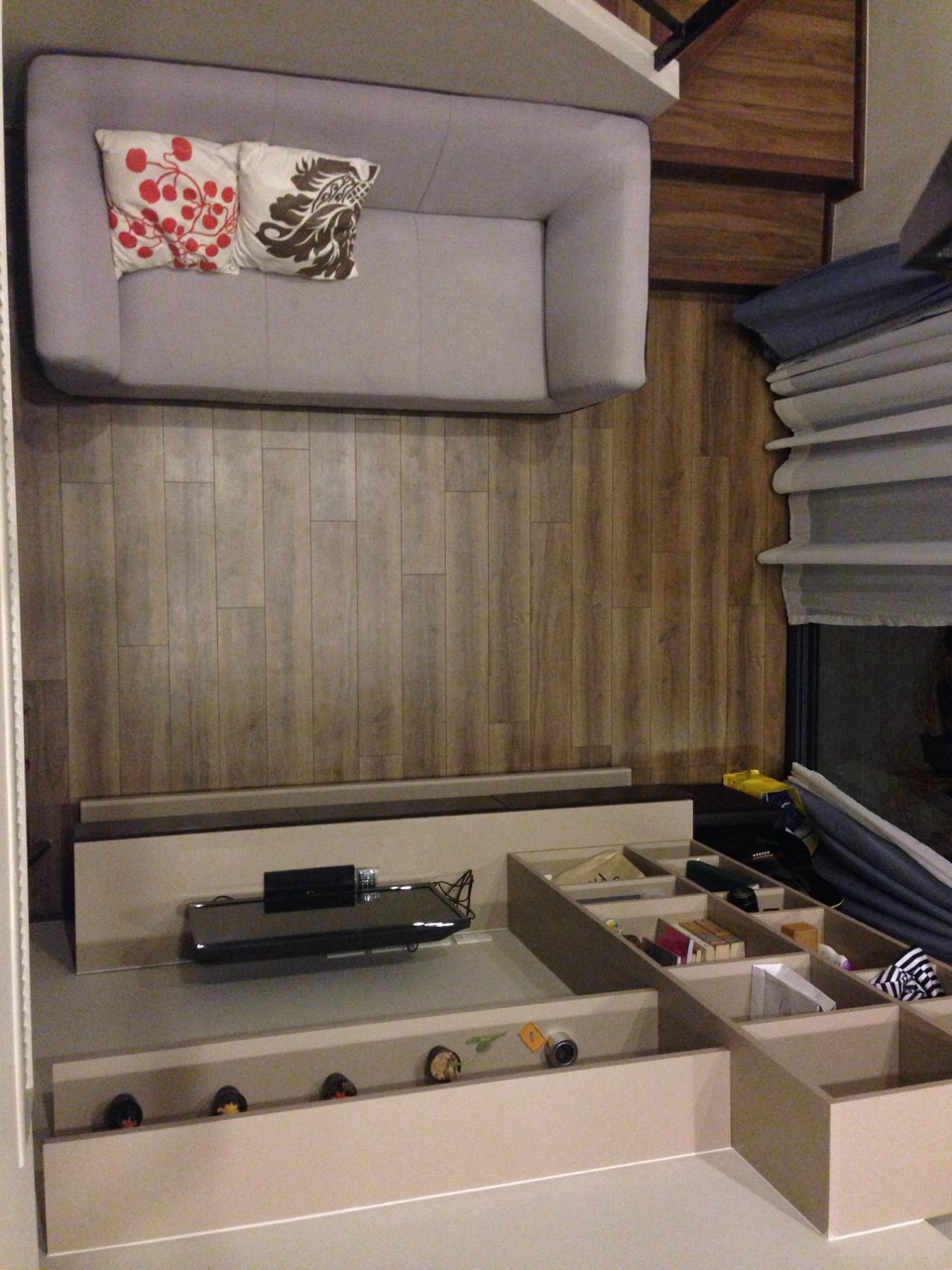 ให้เช่าคอนโดออนิกซ์ Onyx Phahonyothin ห้อง Duplex พื้นที่ 44 ตรม. ชั้น 17 หันหน้าทิศเหนือ