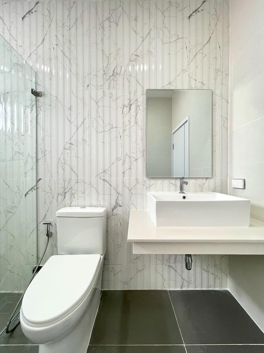 🌟 ขายทาวน์เฮ้าส์ปรับปรุงใหม่ทั้งหลัง พหลโยธิน 48 แยก 52 (ซอยเทพรักษ์) | ฟรีโอน | สวยพร้อมเข้าอยู่ 🌟