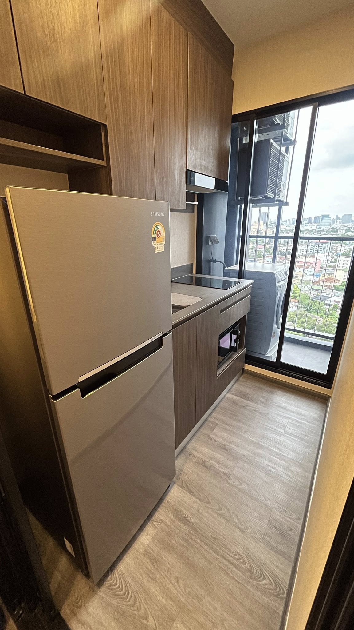 ให้เช่า The Origin Ladprao-Bangkapi (ดิ ออริจิ้น ลาดพร้าว–บางกะปิ) 📌 ห้องใหม่แต่งครบ วิวสระว่ายน้ำ พร้อมอยู่ทันที