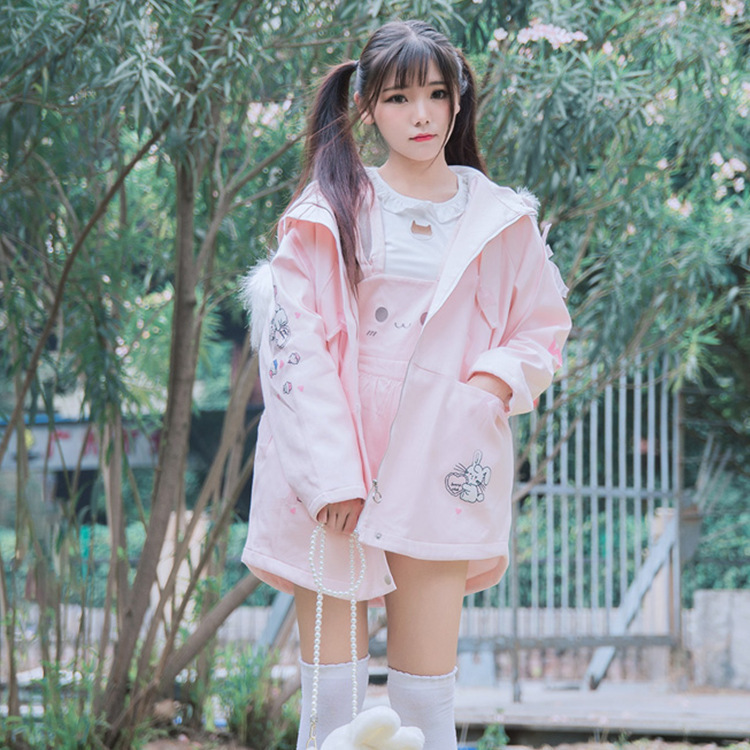 พรีออเดอร์ : เสื้อแจ็คเก็ตแฟชั่นสไตล์ญี่ปุ่นน่ารักๆ สีชมพูมีฮูทแต่งขนเฟอร์