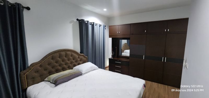 ให้เช่า 95,000 บาท ต่อเดือน Baan Lumpini Suanluang Rama 9 (บ้านลุมพินี สวนหลวง ร.9) มี 4 ห้องนอน