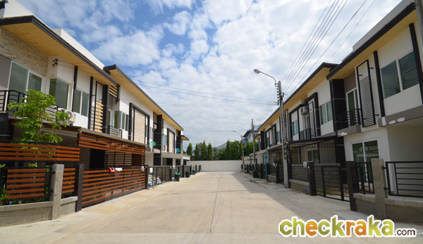 ขาย / เช่า: Townhome: Gusto พระรามสอง 3 ห้องนอน 2 ห้องนอน ราคาเช่า 15,000 บาท ต่อเดือน สัญญาเช่า 1 ปี ขึ้นไป จ่ายเข้าอยู่