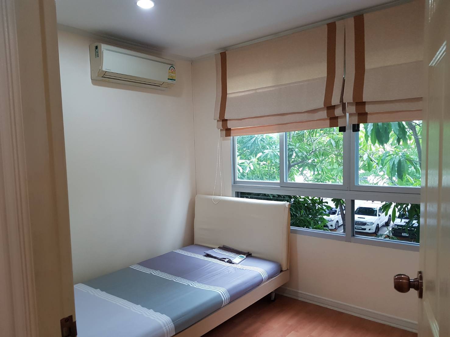 รหัสทรัพย์ 71878 ให้เช่า คอนโด ลุมพินี วิลล์ ศูนย์วัฒนธรรม Lumpini Ville Cultural Center แบบ 2 ห้องนอน