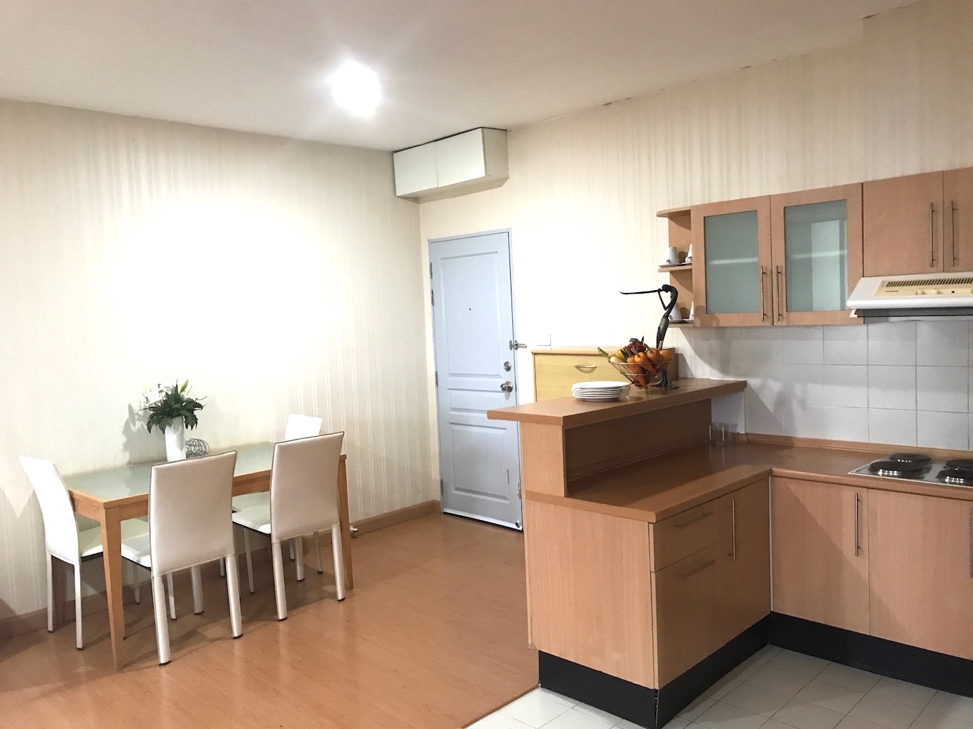 ให้เช่าคอนโด เดอะ วอเตอร์ฟอร์ด ไดมอน ทาวเวอร์ Wateford Diamond Tower 2 ห้องนอน