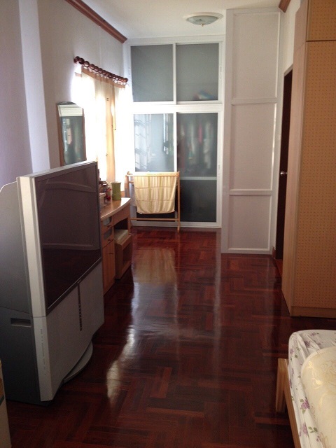 ขายบ้านเดียวหมู่บ้าน ลภาวัน โครงการ 9 ถนนเลียบคลองแอน 4 ห้อง 3 ห้องน้ำ 1 ห้องนั่งเล่น 1 ห้องโถง 1 ห้องครัว 1 ห้องทานอาหาร พื้นที่ 89 ตร.ว ถนนราชพฤกษ์