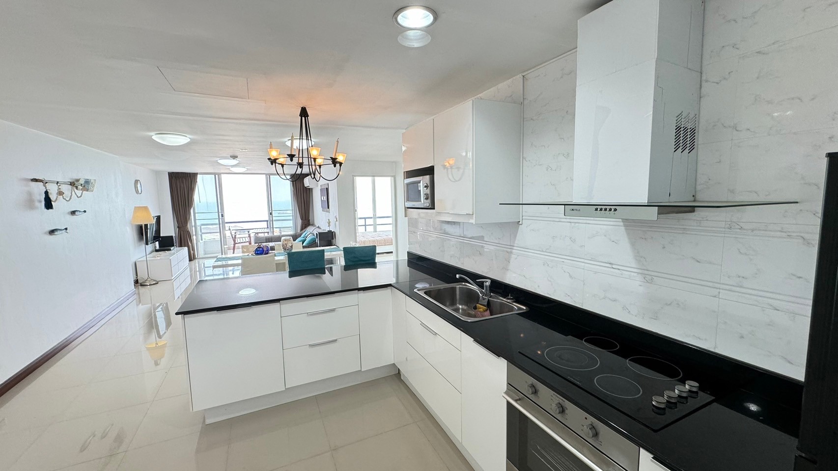 ให้เช่าคอนโด Rama Harbour view condo (รามา ฮาร์เบอร์ วิว คอนโด) ชั้น 1 วิวทะเล 2 ห้องนอน 2 ห้องน้ำ