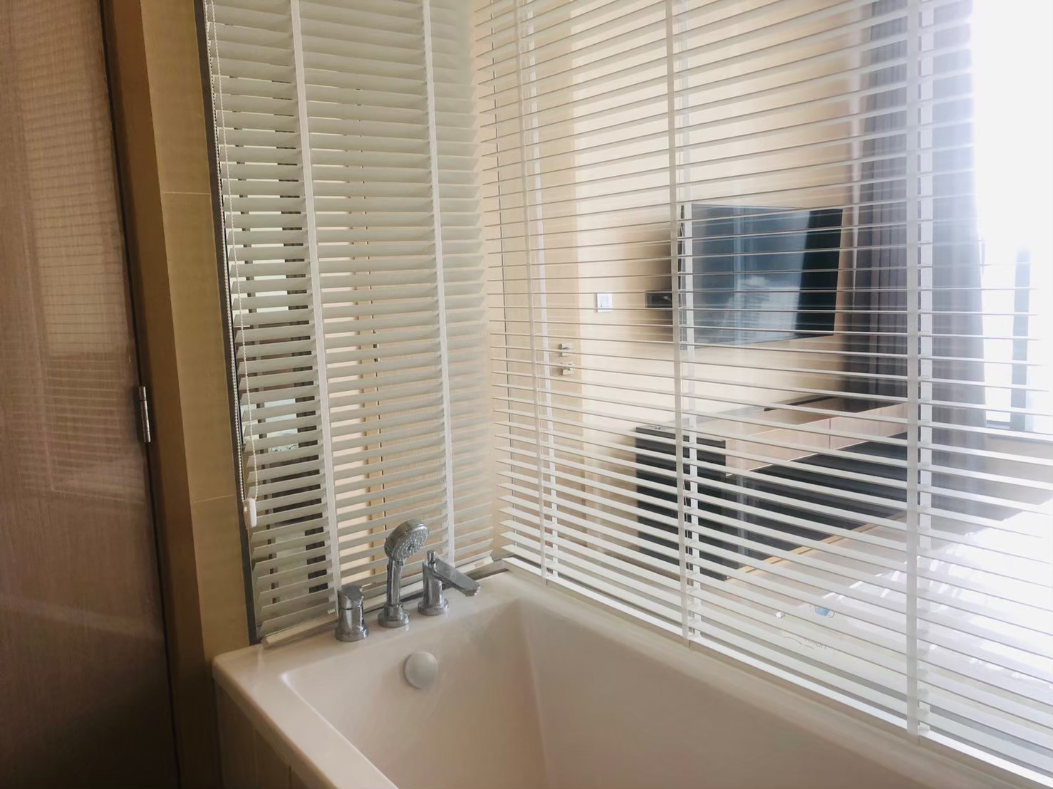 ให้เช่าคอนโด ดิ เอส อโศก / For Rent The ESSE Asoke