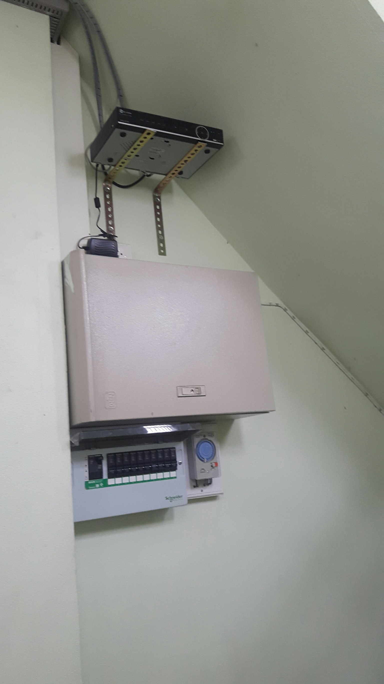 รหัสทรัพย์ 33318 ขายห้องเช่า(อพาร์ทเม้นท์ ลาดกระบัง 46 ) 2 ชั้น อยู่ในซอย ลาดกระบัง 46