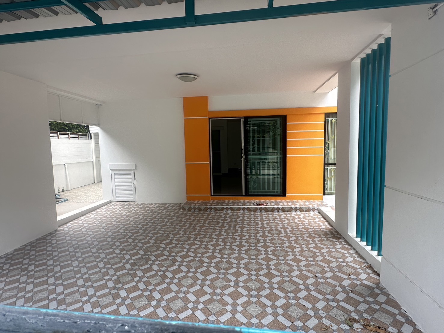 ขายบ้านเดี่ยวรีโนเวทใหม่ทั้งหลัง Baan Fah Piyarom Nesto - บ้านฟ้าปิยรมย์ เนสโต้ ลำลูกกา คลอง 6