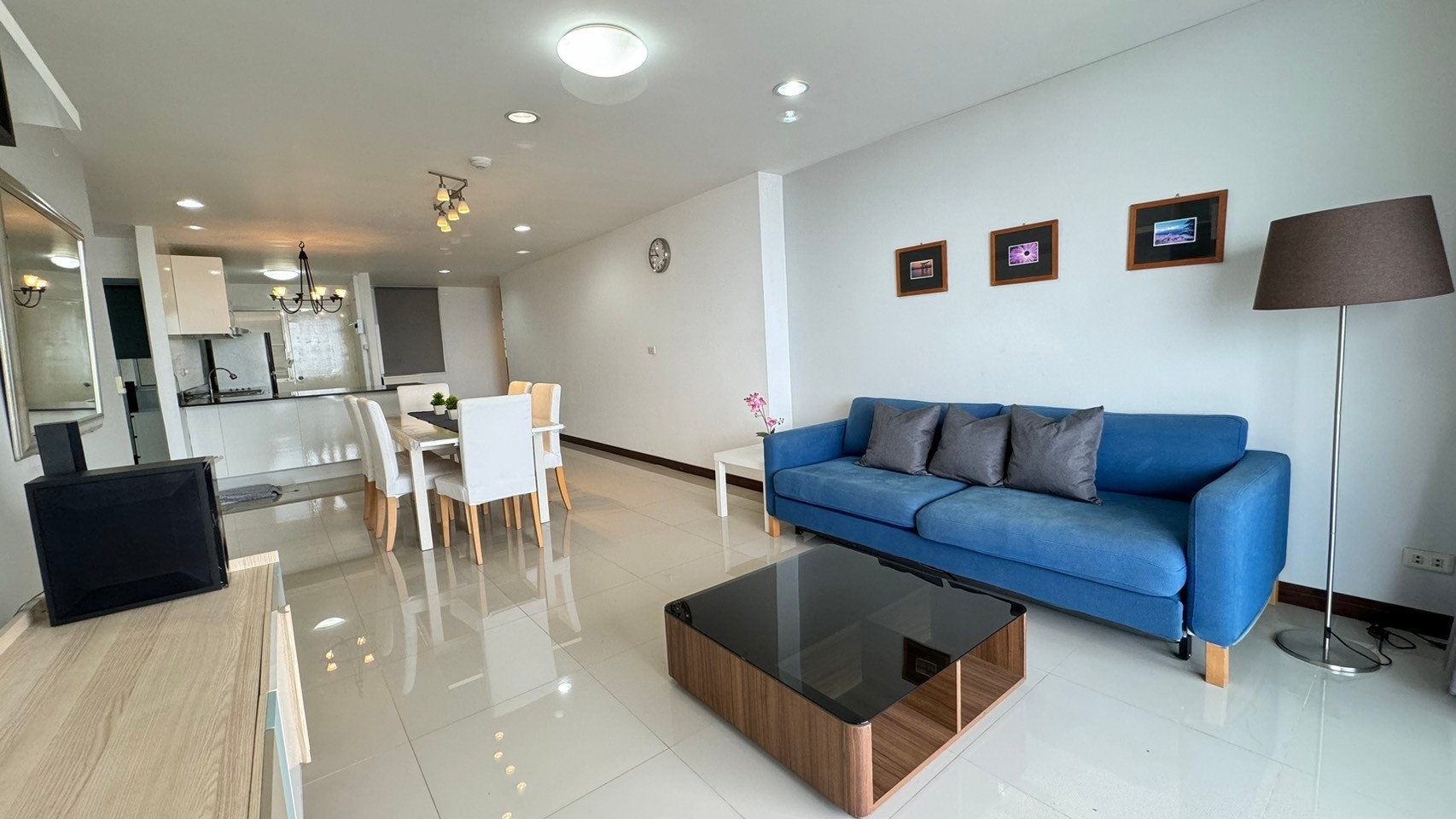 ให้เช่าคอนโด Rama Harbour view condo (รามา ฮาร์เบอร์ วิว คอนโด) ชั้น 7 วิวทะเล 2 ห้องนอน 2 ห้องน้ำ ขนาด 110 ตรม + พื้นที่ระเบียง