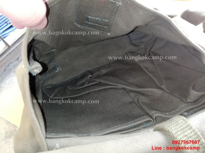 กระเป๋าทหารเชคโก กระเป๋าสะพาย ผ้าแคนวาส ของใหม่เก่าเก็บ สมบูรณ์ พร้อมใช้