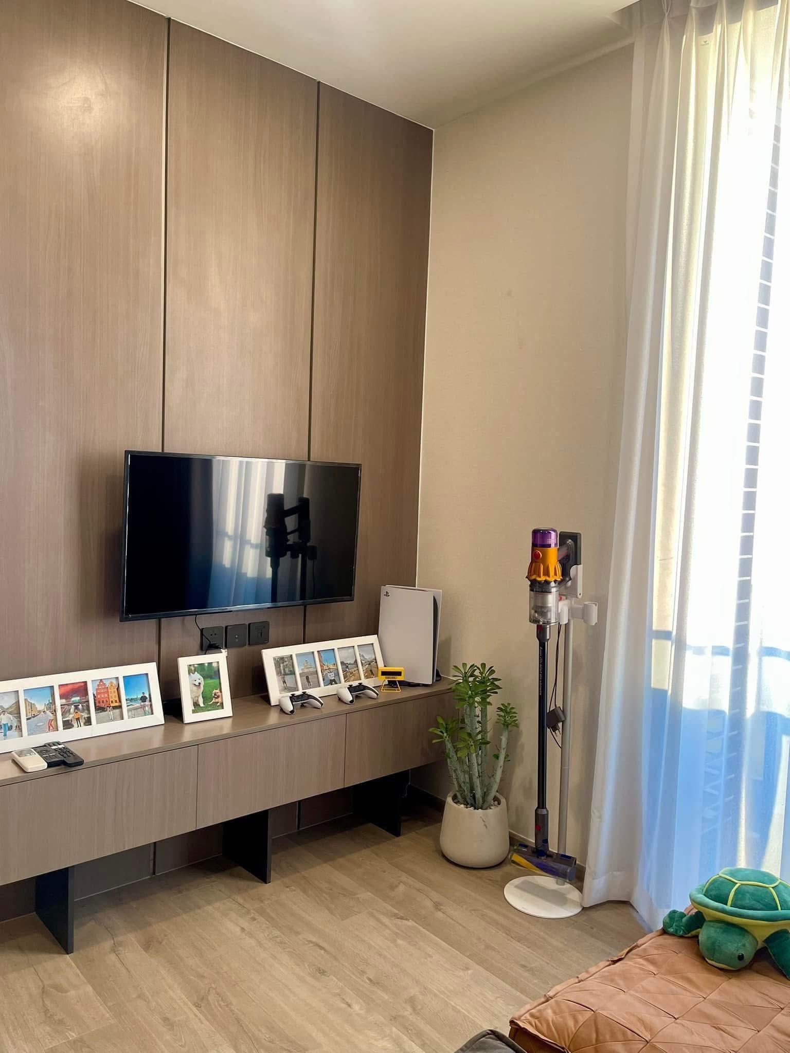 ขายคอนโด The Crest Park Residences @ ห้าแยกลาดพร้าว ห้องใหม่! เฟอร์ครบ พร้อมอยู่ | วิว Central Ladprao สวยมาก