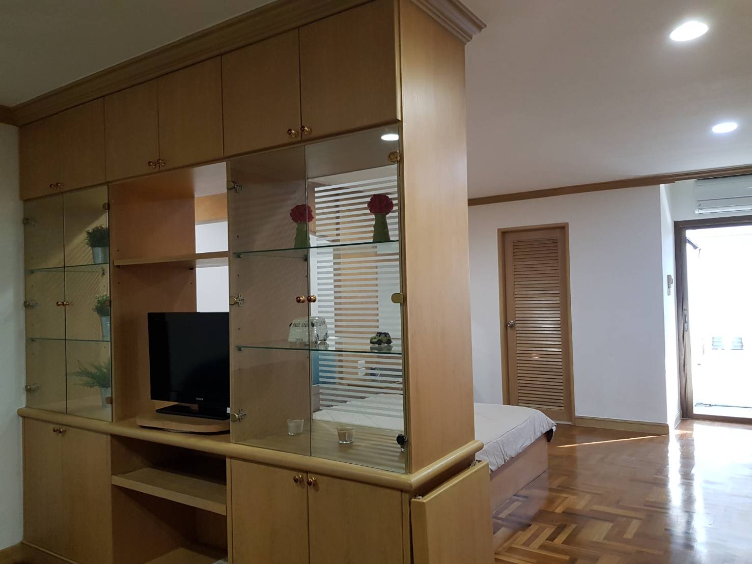 ให้เช่าคอนโด Rin House (ริน เฮ้าส์) ห้องสตูดิโอ 1 ห้องน้ำ ขนาด 41 ตรม ชั้น 3 ห้องตกแต่งพร้อมเข้าอยู่