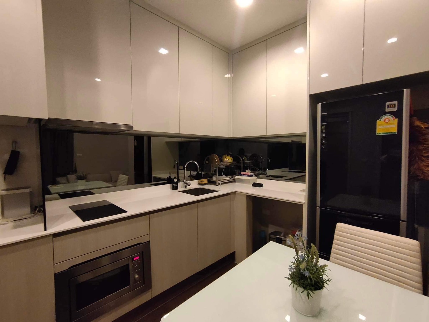 ขาย / เช่า คอนโด Q Asoke (คิว อโศก) 1 ห้องนอน 1 ห้องน้ำ ขนาด 37 ตรม ชั้น 10 ห้อง 1678/25 ห้องตกแต่งครบพร้อมอยุ่ ราคาเช่า 22000 บาท