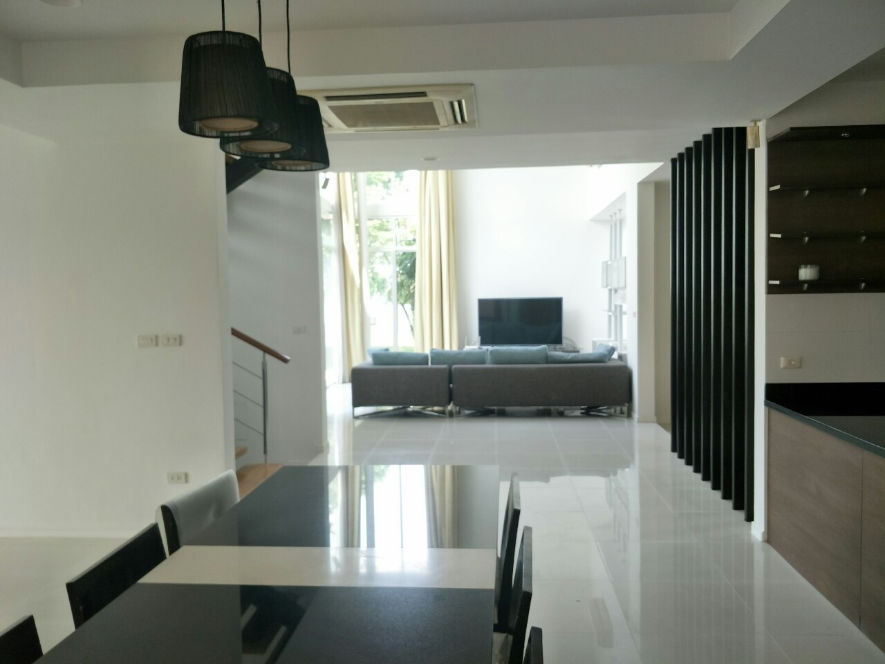 ห้เช่าบ้านเดี่ยว หมู่บ้าน นวธานี โซน เรสซิเดนซ์ Navatanee Residence หมู่บ้าน Luxury โครงการ อยู่ติดถนนเกษตร-นวมินทร์ตัดใหม่ ว่าง